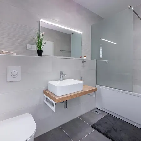 Gold 2 شقة مْليني